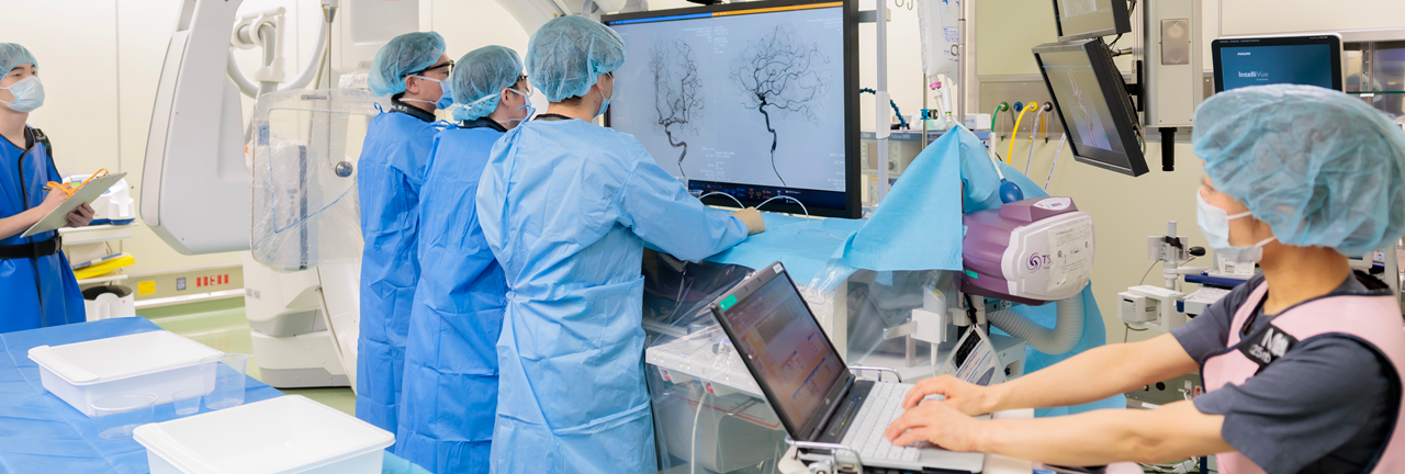 脳血管内治療科